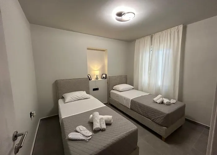 Secrecy Villa Lixouri